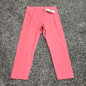 NIC+ZOE Pink Cropped Leggings Soft Stretchy Fabric. RETAILS FOR 98.00